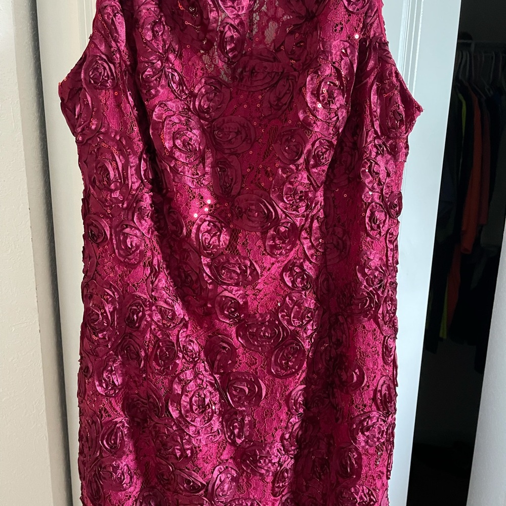 Red rose sequined dress